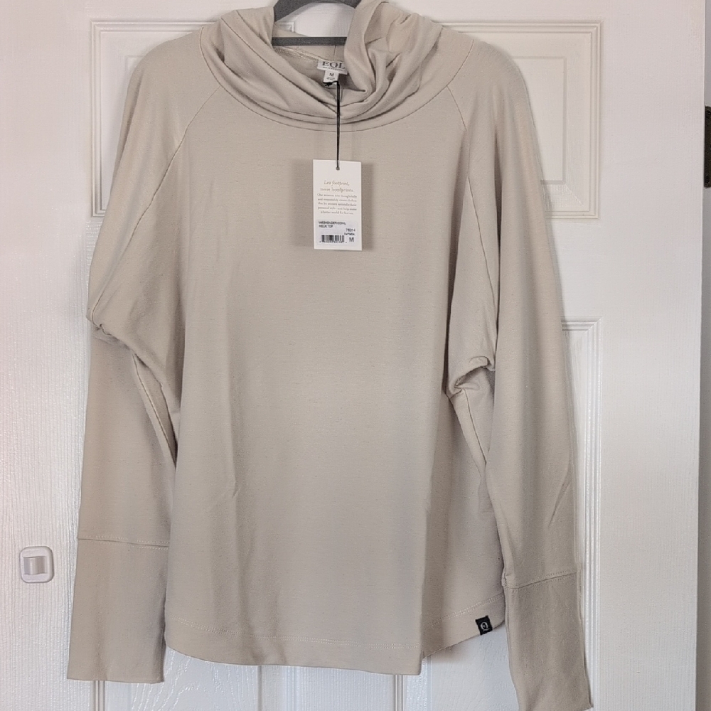 Kerrits EQL Soft Beige Cowl Neck Relaxed Fit Top M